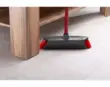Vileda sobno omelo z držalom DuActiv 2v1